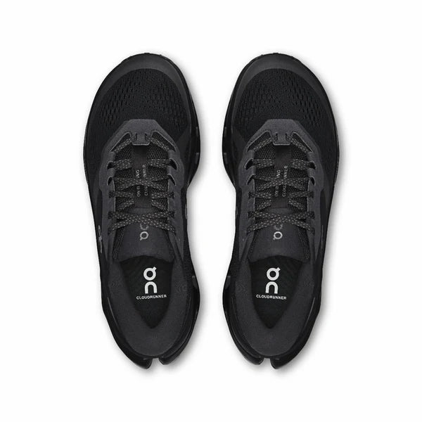 ON Cloudrunner 3