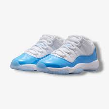 AIR JORDAN 11 RETRO LOW