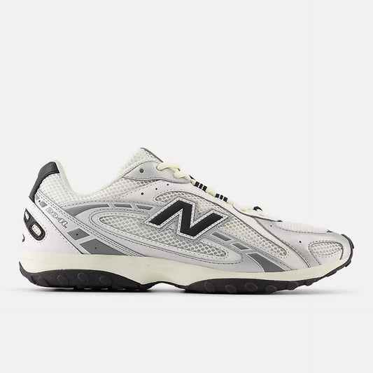 New Balance 204L Lifestyle Sneaker Unisex