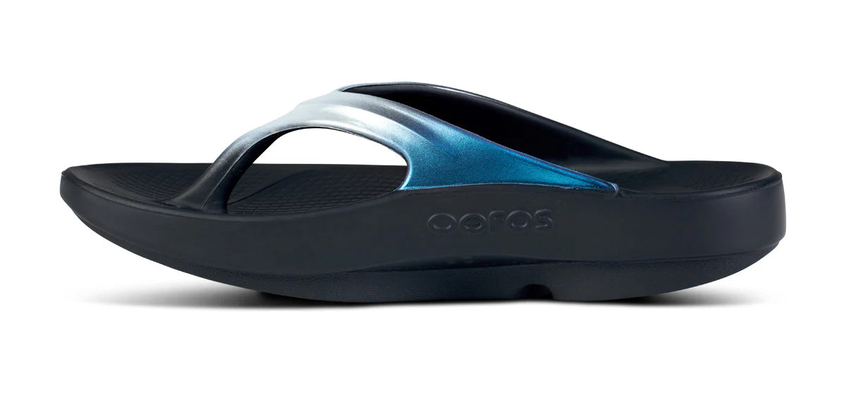 OOFOS OOlala Luxe Sandal Womens