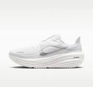 NIKE AIR WINFLO 12 - 8.5