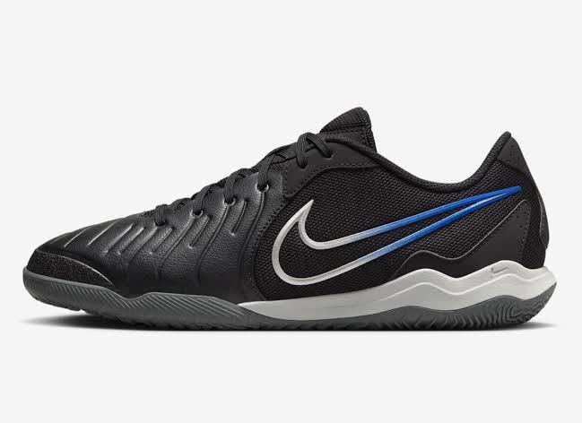 Nike Legend 10 Academy Indoor Soccer Shoe Mens