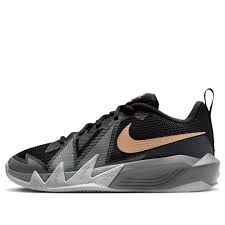 Nike S.T. Dynamite (GS) Kids Basketball Shoe