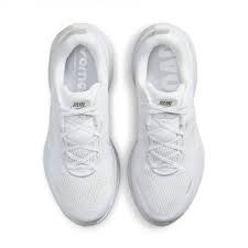 Nike Vomero 18