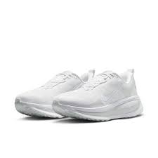 Nike Vomero 18