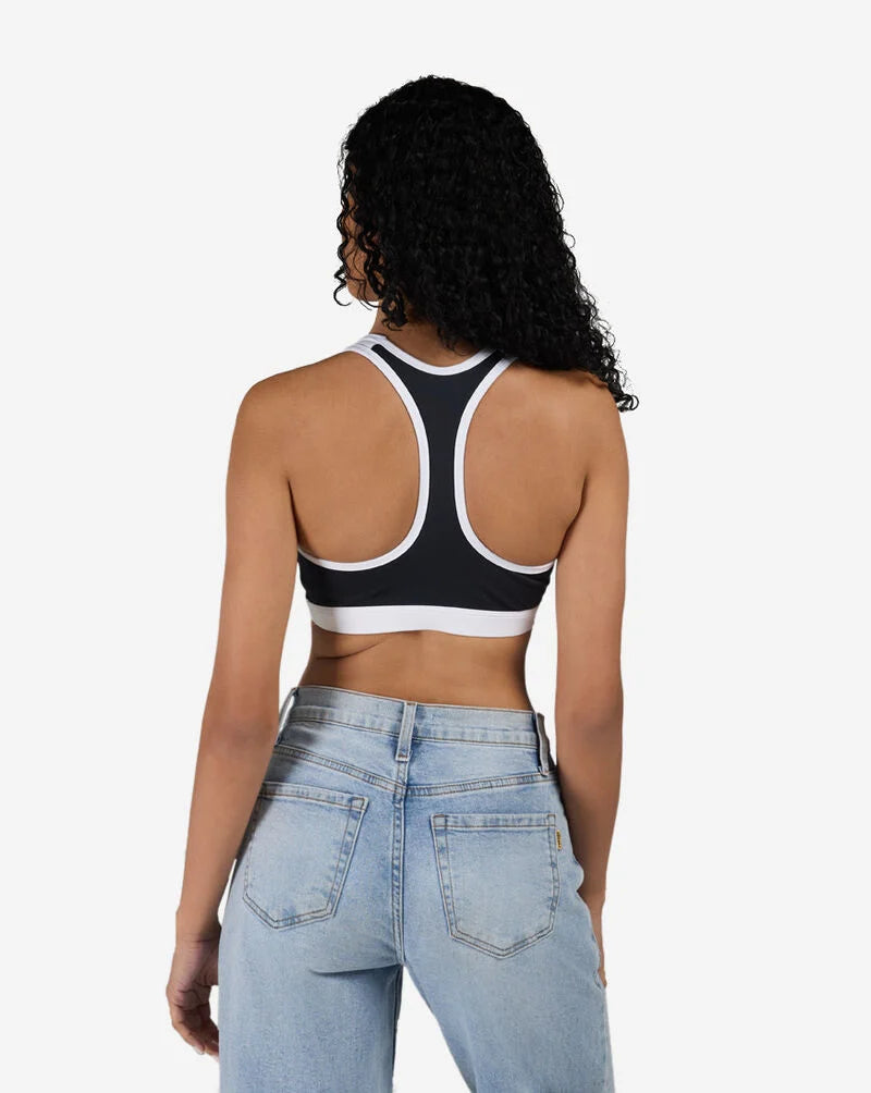 Nike Swoosh Medium-Support Padded Sports Bra - Black/White