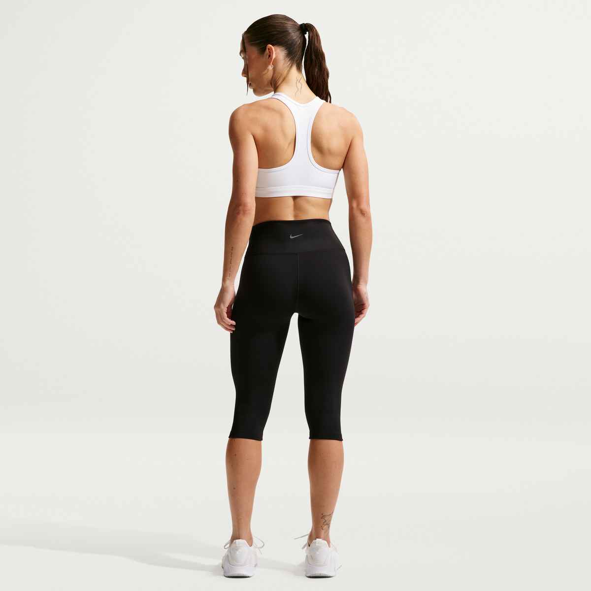 Nike Swoosh Women's Medium-Support Padded Sports Bra