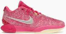 LEBRON XXI 900