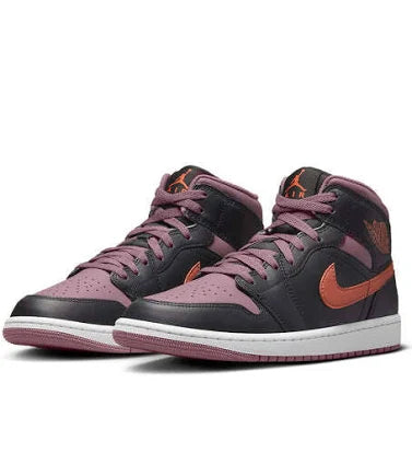 Nike Air Jordan 1 Mid SE